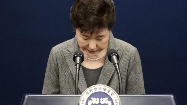La presidenta surcoreana puso su cargo a disposición del Parlamento