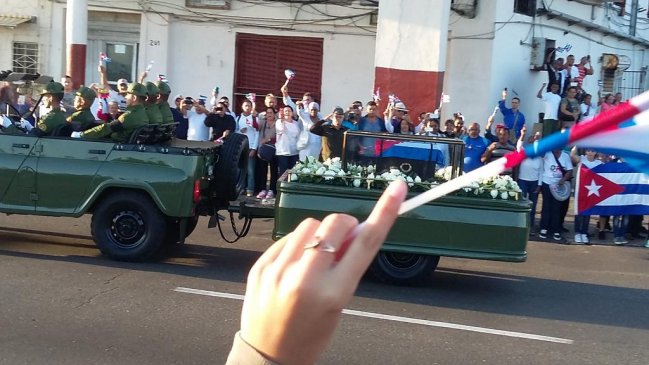 Cenizas de Fidel Castro comenzaron su viaje desde La Habana hasta Santiago