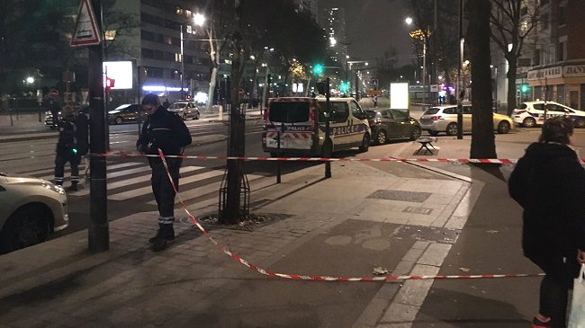 Finalizó la toma de rehenes en París: El atacante huyó Finalizó la toma de rehenes en París: El atacante huyó