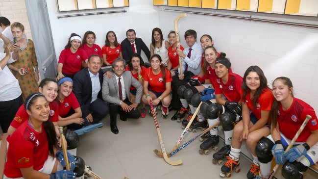 Fueron inaugurados los camarines de la cancha Fueron inaugurados los camarines de la cancha