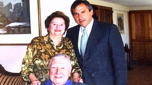 Iván Moreira rindió tributo a Pinochet a 10 años de su muerte Iván Moreira rindió tributo a Pinochet a 10 años de su muerte