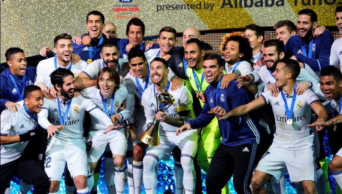Real Madrid venció por 4-2 a Kashima Antlers y se alzó como campeón de la edición 2016 del Mundial de Clubes de la FIFA. El duelo final se disputó en el Estadio Internacional de Yokohama en Japón. Real Madrid venció por 4-2 a Kashima Antlers y se alzó como campeón de la edición 2016 del Mundial de Clubes de la FIFA. El duelo final se disputó en el Estadio Internacional de Yokohama en Japón.