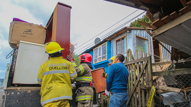 Terremoto de Chiloé contabiliza casi un centenar de réplicas Terremoto de Chiloé contabiliza casi un centenar de réplicas