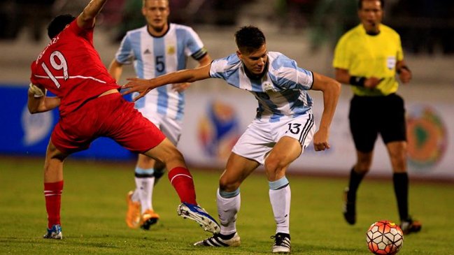 Argentina rescató un empate frente a Perú por el Grupo B del Sudamericano sub 20 Argentina rescató un empate frente a Perú por el Grupo B del Sudamericano sub 20