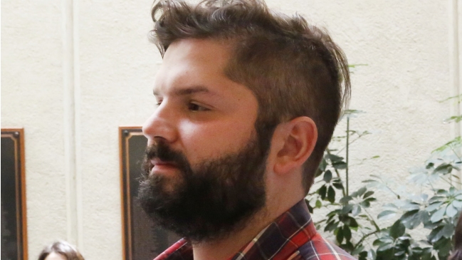 Boric pidió disculpas a quienes ven 