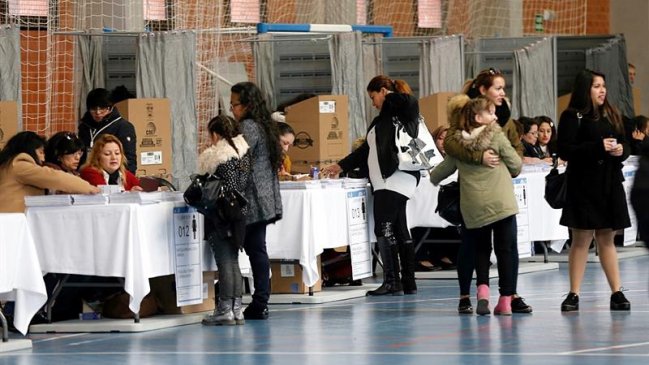 Abren los centros de votación en Ecuador Abren los centros de votación en Ecuador
