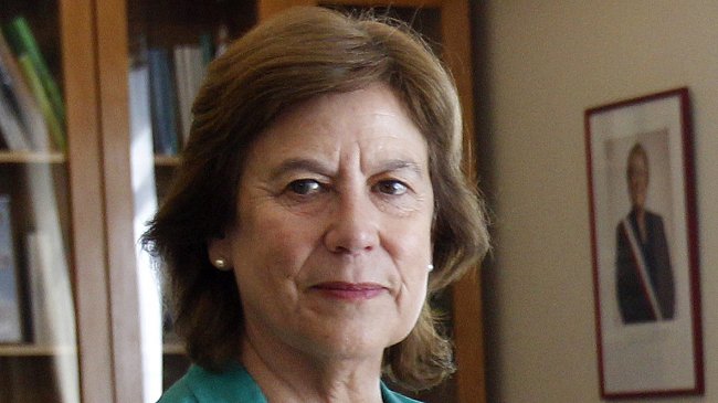 Diputado comunista defiende a Cuba y acusa Diputado comunista defiende a Cuba y acusa