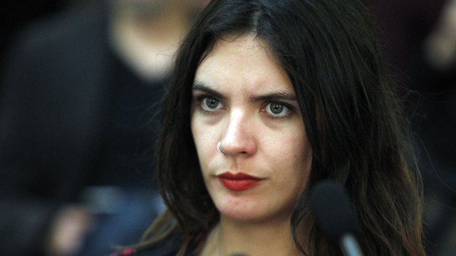 Camila Vallejo respondió a Ja Ja Calderón por chiste que la comparó con la mayonesa casera Camila Vallejo respondió a Ja Ja Calderón por chiste que la comparó con la mayonesa casera