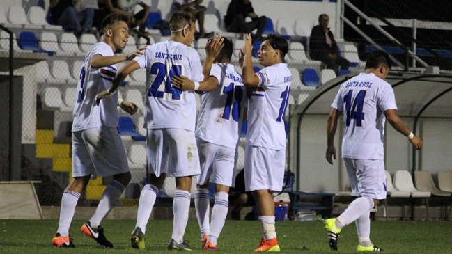 Santa Cruz salvó un empate en su visita a Lota Schwager en Segunda División Santa Cruz salvó un empate en su visita a Lota Schwager en Segunda División