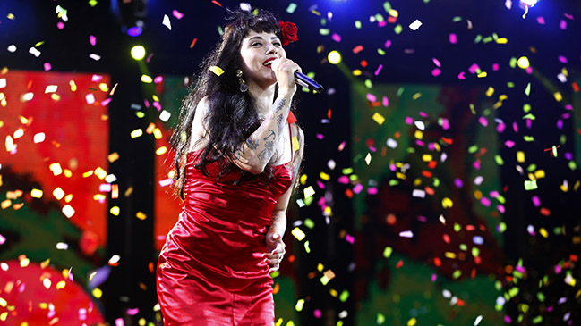 Mon Laferte despertó al Monstruo en Viña 2017 Mon Laferte despertó al Monstruo en Viña 2017