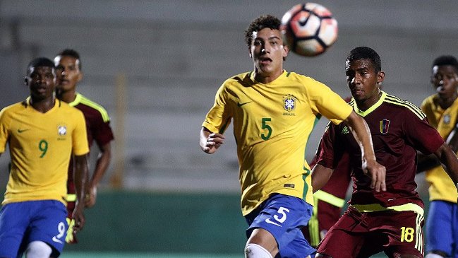 Brasil superó a Venezuela y sigue como líder del Grupo B del Sudamericano sub 17 Brasil superó a Venezuela y sigue como líder del Grupo B del Sudamericano sub 17