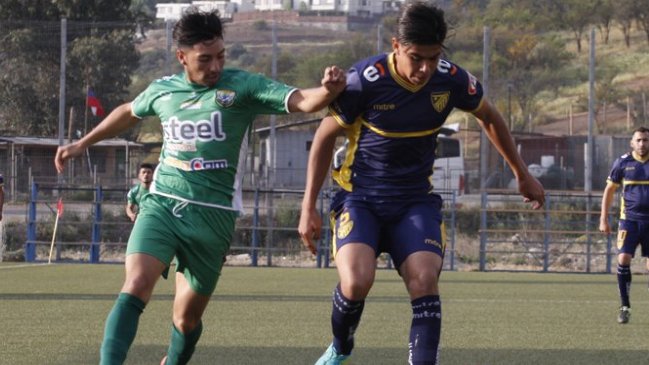 Barnechea igualó ante Trasandino y desperdició chance de tomar ventajas en Segunda División Barnechea igualó ante Trasandino y desperdició chance de tomar ventajas en Segunda División