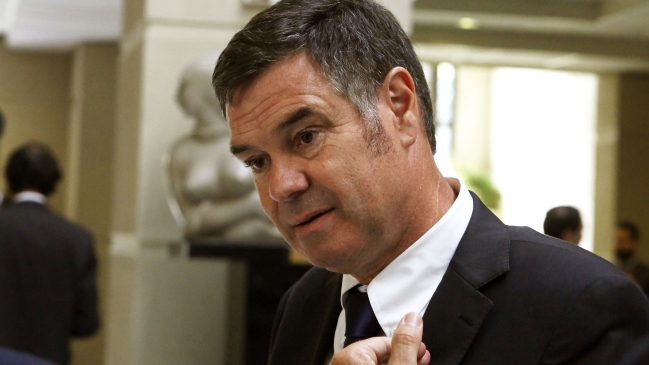 Ossandón acepta ir a primaria de Chile Vamos y emplaza a Piñera