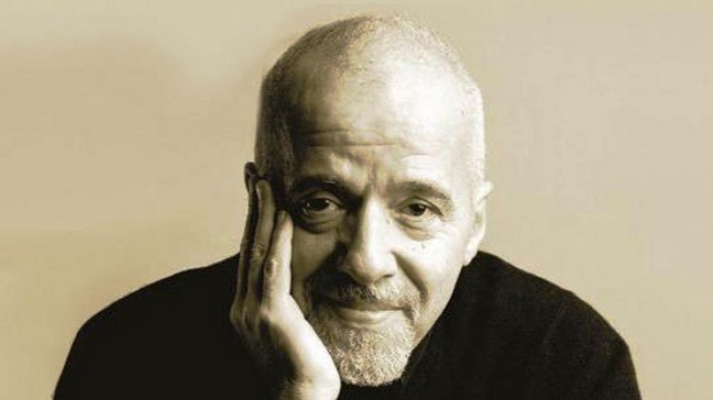 Paulo Coelho asegura que relee Paulo Coelho asegura que relee