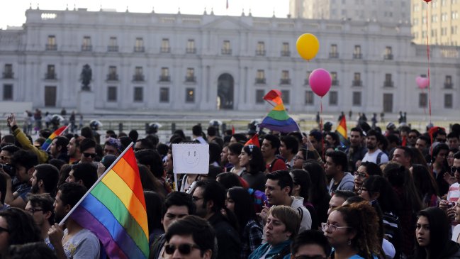 Denuncias por homofobia y transfobia aumentaron 28 por ciento en 2016