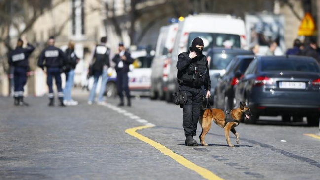 Atentado en sede del FMI: Carta bomba dejó al menos un herido