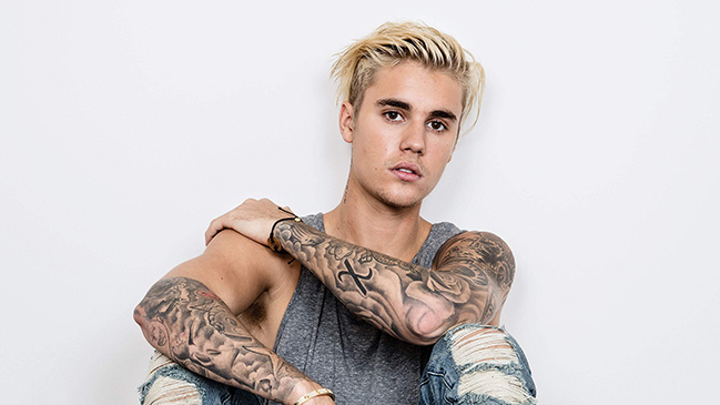 Justin Bieber conquistó al Estadio Nacional pese a deslucido show Justin Bieber conquistó al Estadio Nacional pese a deslucido show