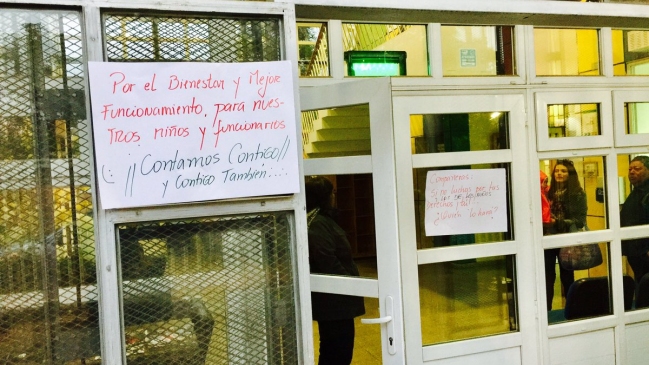 Funcionarios del Sename se tomaron la Casa Nacional del Niño