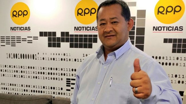 Congresista peruano: El Alzheimer se da en quienes estudian y leen mucho Congresista peruano: El Alzheimer se da en quienes estudian y leen mucho