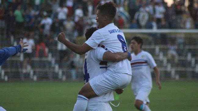 Marcelo Allende deslumbró con golazo en victoria de Santa Cruz por la Segunda División Marcelo Allende deslumbró con golazo en victoria de Santa Cruz por la Segunda División