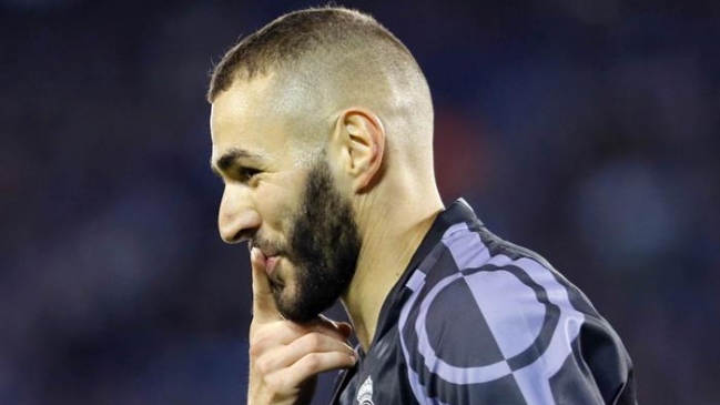 Deschamps volvió a dejar fuera de la nómina francesa a Benzema Deschamps volvió a dejar fuera de la nómina francesa a Benzema