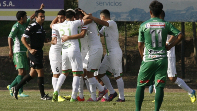 Deportes Vallenar venció y mandó a Trasandino al fútbol amateur Deportes Vallenar venció y mandó a Trasandino al fútbol amateur