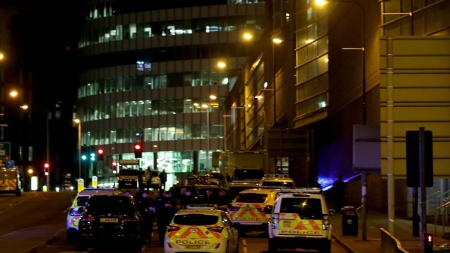 La policía evacua una zona céntrica de Manchester y detiene a una persona La policía evacua una zona céntrica de Manchester y detiene a una persona
