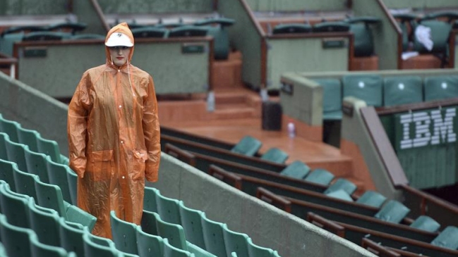 La lluvia obligó a suspender partidos en Roland Garros La lluvia obligó a suspender partidos en Roland Garros