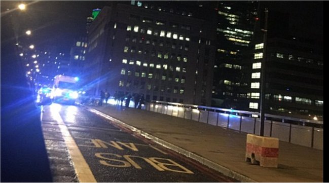 Atropello múltiple en Puente de Londres: Al menos 10 heridos Atropello múltiple en Puente de Londres: Al menos 10 heridos