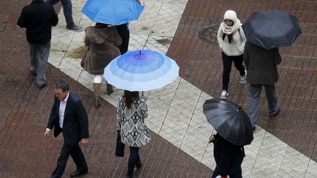 Emiten alerta por lluvias en Antofagasta y Atacama desde este martes Emiten alerta por lluvias en Antofagasta y Atacama desde este martes