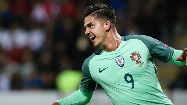 André Silva se sometió a exámenes para fichar en AC Milan