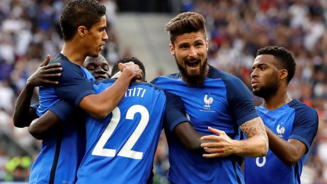 Francia derribó a Inglaterra en un emocionante duelo amistoso en París Francia derribó a Inglaterra en un emocionante duelo amistoso en París