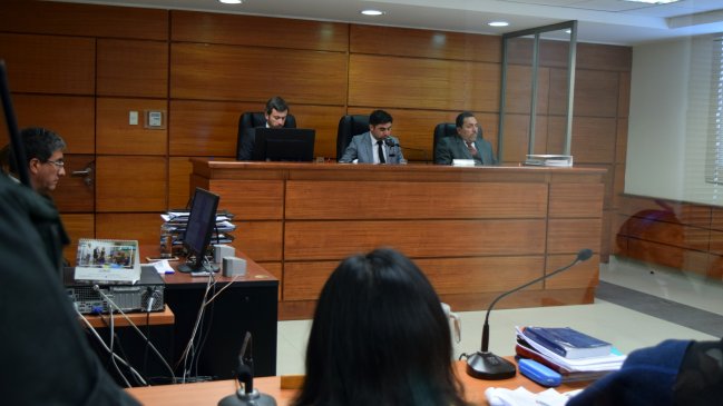 Condenan a 17 años de presidio a mujer que mató a sus dos hijos en Calama Condenan a 17 años de presidio a mujer que mató a sus dos hijos en Calama
