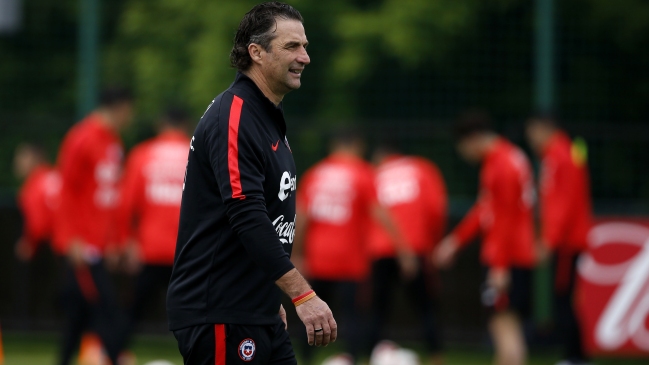 Juan Antonio Pizzi: Alexis está disponible y contemplamos que pueda ser titular Juan Antonio Pizzi: Alexis está disponible y contemplamos que pueda ser titular