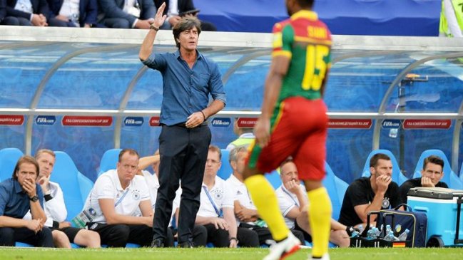 ¿Otra vez? Cámaras captaron a Joachim Löw en una indiscreta situación ¿Otra vez? Cámaras captaron a Joachim Löw en una indiscreta situación