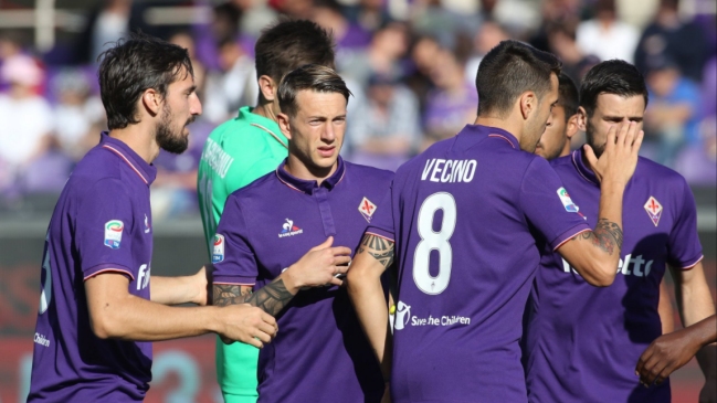 Dueños de Fiorentina ponen en venta al club por el descontento de la hinchada