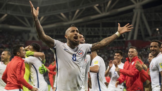 Arturo Vidal: Bravo nos dijo que iba a tapar dos o tres penales y cumplió Arturo Vidal: Bravo nos dijo que iba a tapar dos o tres penales y cumplió
