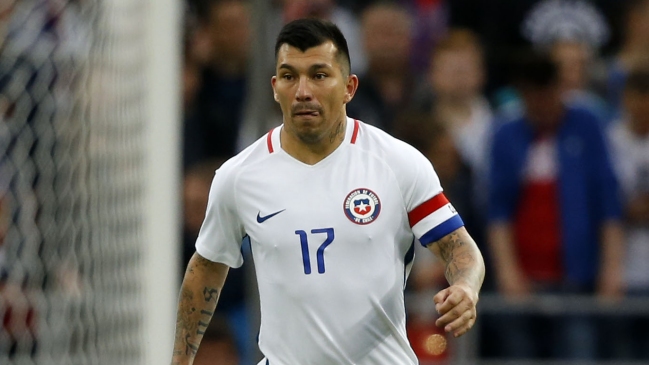 Aumentan los interesados para quedarse con los servicios de Gary Medel Aumentan los interesados para quedarse con los servicios de Gary Medel