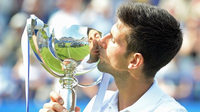 Novak Djokovic llega inspirado a Wimbledon tras obtener el título en Eastbourne Novak Djokovic llega inspirado a Wimbledon tras obtener el título en Eastbourne