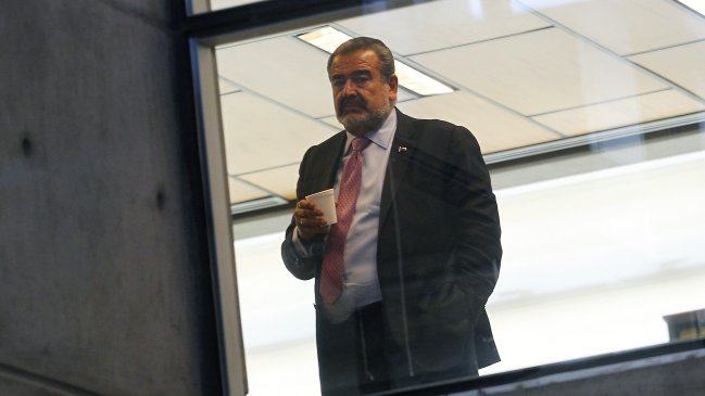 Hijo de Andrónico Luksic se convierte en subdirector ejecutivo de Canal 13 Hijo de Andrónico Luksic se convierte en subdirector ejecutivo de Canal 13