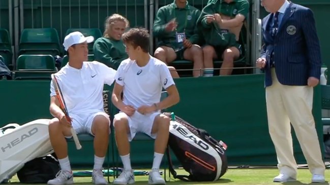 Tres jugadores debieron cambiar su ropa interior por romper el código de vestuario en Wimbledon Tres jugadores debieron cambiar su ropa interior por romper el código de vestuario en Wimbledon