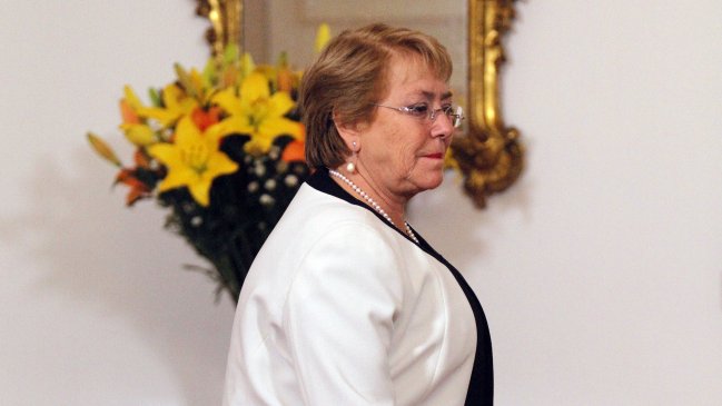 Bachelet pide al Congreso acelerar la tramitación de la reforma del Sename Bachelet pide al Congreso acelerar la tramitación de la reforma del Sename