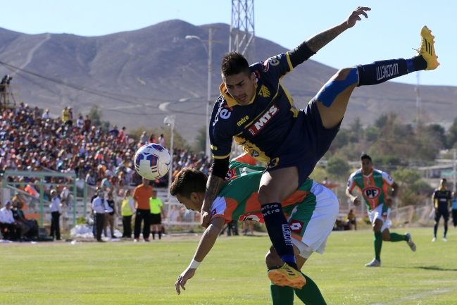 Barnechea quedó impedido de jugar en la Primera B por no pago de inscripción Barnechea quedó impedido de jugar en la Primera B por no pago de inscripción