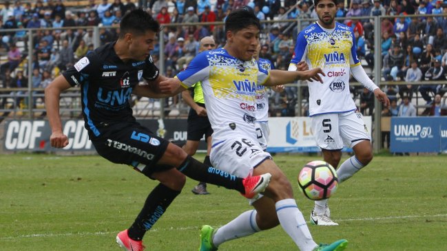 Everton golpeó como visita a Deportes Iquique en la primera fecha del Torneo de Transición Everton golpeó como visita a Deportes Iquique en la primera fecha del Torneo de Transición