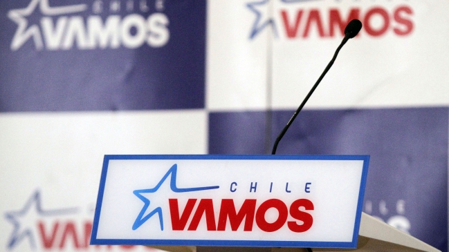Evópoli se retiró molesto de reunión de Chile Vamos para elaborar lista parlamentaria Evópoli se retiró molesto de reunión de Chile Vamos para elaborar lista parlamentaria