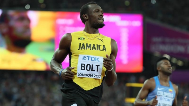 Usain Bolt clasificó sin problemas a semifinales de los 100 metros del Mundial Usain Bolt clasificó sin problemas a semifinales de los 100 metros del Mundial