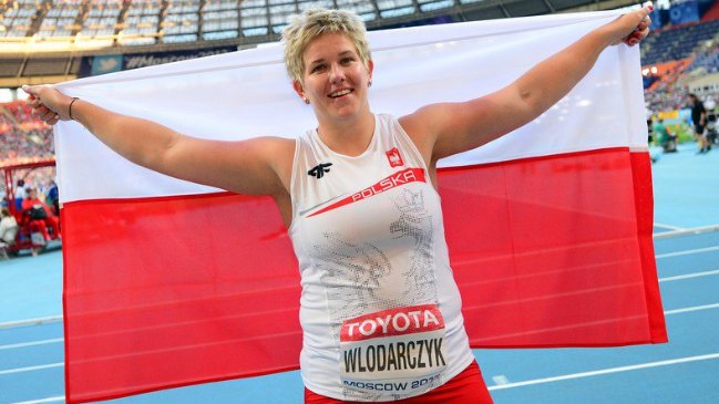 Anita Wlodarczyk logró su tercer oro consecutivo en lanzamiento de martillo en Mundial de Atletismo Anita Wlodarczyk logró su tercer oro consecutivo en lanzamiento de martillo en Mundial de Atletismo