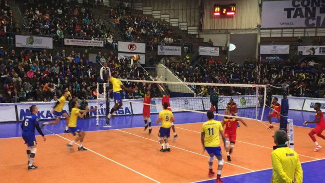 Brasil y Venezuela avanzaron en el Grupo A del Sudamericano de vóleibol masculino Brasil y Venezuela avanzaron en el Grupo A del Sudamericano de vóleibol masculino