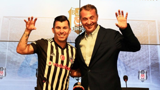 Gary Medel fue presentado en Besiktas: Estoy aquí para que los éxitos continúen