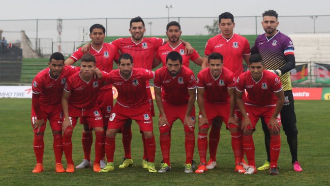 Unión La Calera obtuvo un vital triunfo ante La Serena en su lucha por no descender en la Primera B Unión La Calera obtuvo un vital triunfo ante La Serena en su lucha por no descender en la Primera B